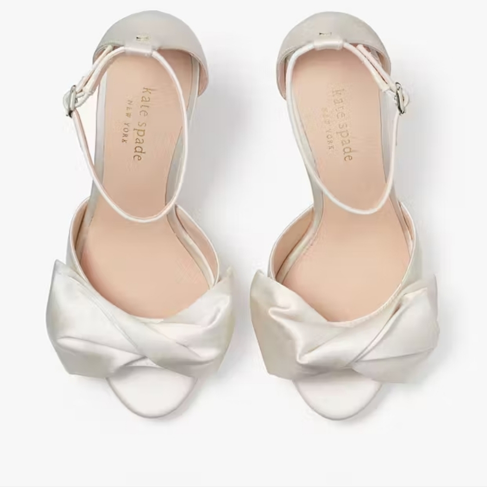 New In Box Kate Spade New York Bridal Bow Pump Sandal Heels Ivory Size 6! - Picture 5 of 9